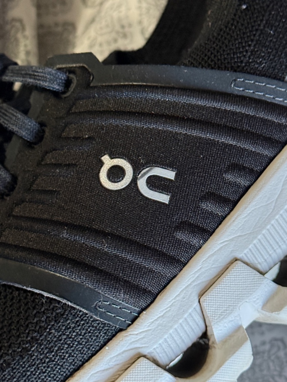 On Running Women's Black and White Cloudswift Athletic Shoes women size 10 - Picture 3 of 8